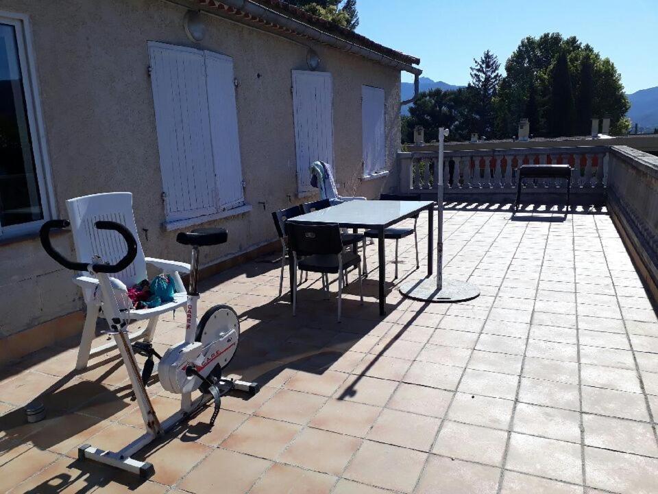 La Provence 17 Les Horizons Clairs Chemin Des Passons Hotell Aubagne Eksteriør bilde
